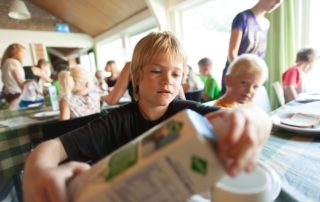 Eten in de zaal - Het Buitencentrum Overasselt